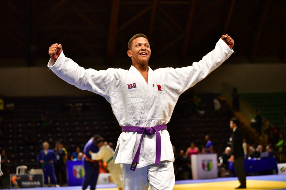 Atletas de Blumenau representam o Brasil em eventos internacionais de judô