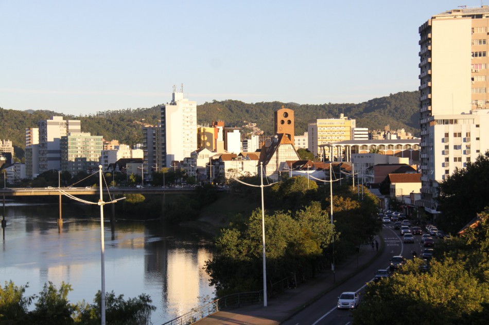​Blumenau apresenta agenda cultural recheada de atividades para o fim de semana