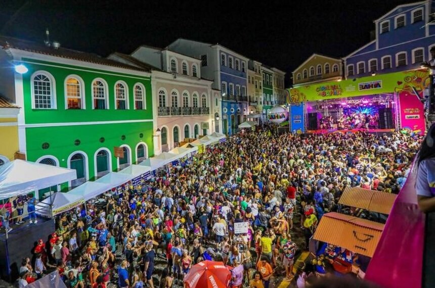 Congresso valoriza tradição e reconhece importância cultural do Carnaval