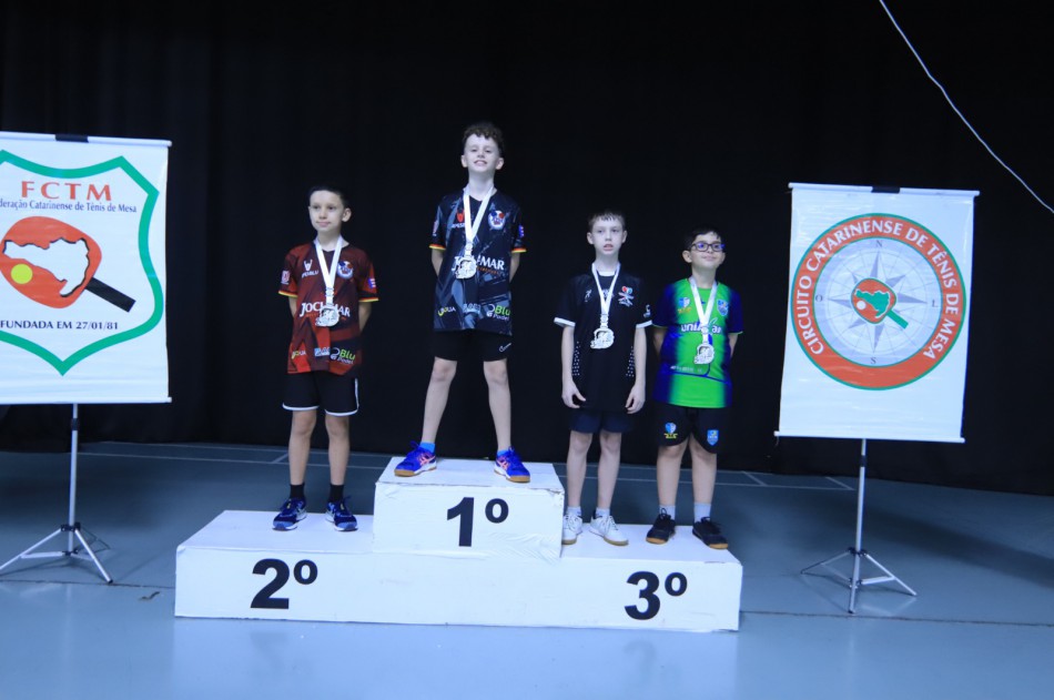 Atletas de Blumenau garantem medalhas em diversas modalidades durante o fim de semana