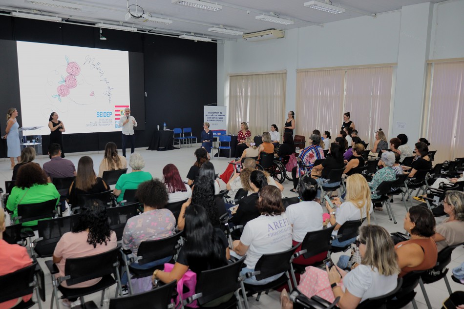 Roda de conversa discute desejos das mulheres com deficiência