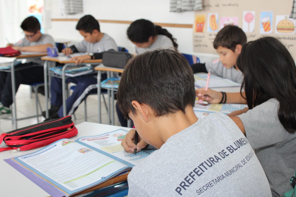 Blumenau conquista mais de 100 premiações na Olimpíada de Matemática