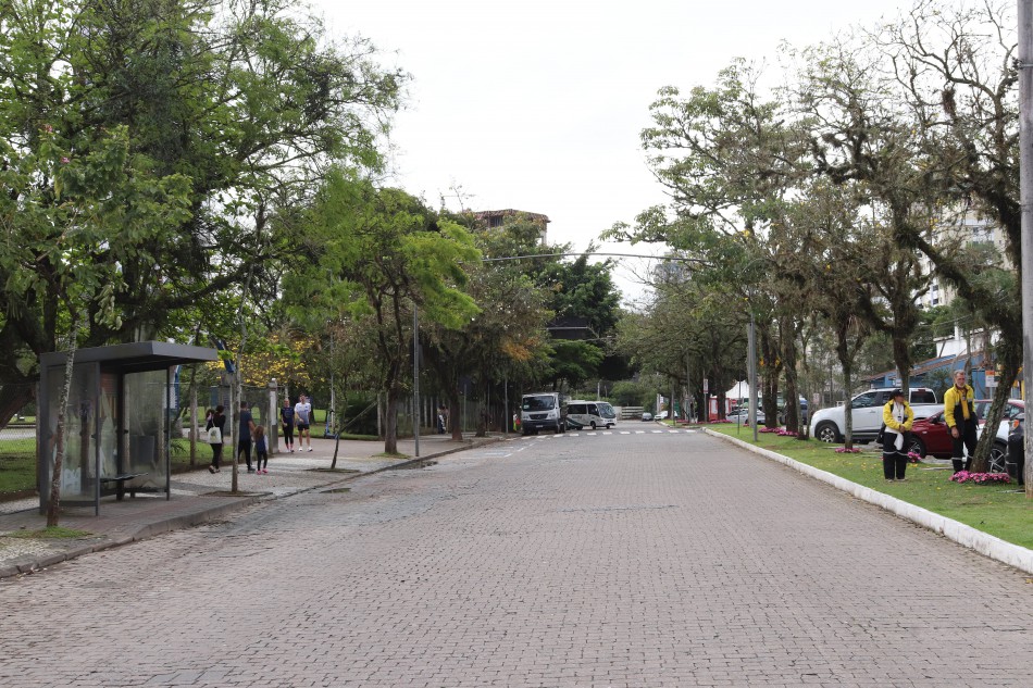 Confira como fica o trânsito durante os desfiles e nos arredores da Vila Germânica durante a 40ª Oktoberfest