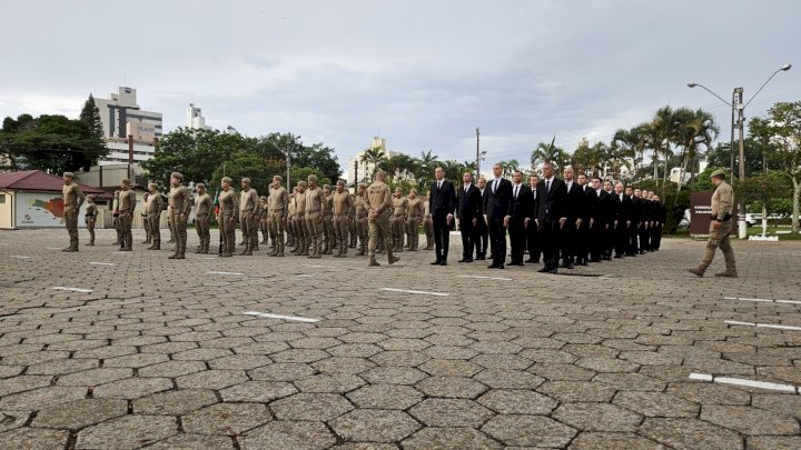 Trinta e três novos cadetes iniciam o Curso de Formação de Oficiais da PMSC