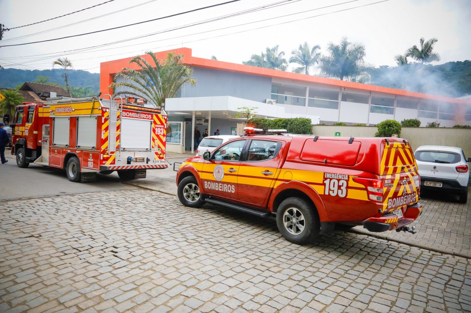 Simulado de evacuação mobiliza mais de 38 mil estudantes da rede municipal de ensino em Blumenau