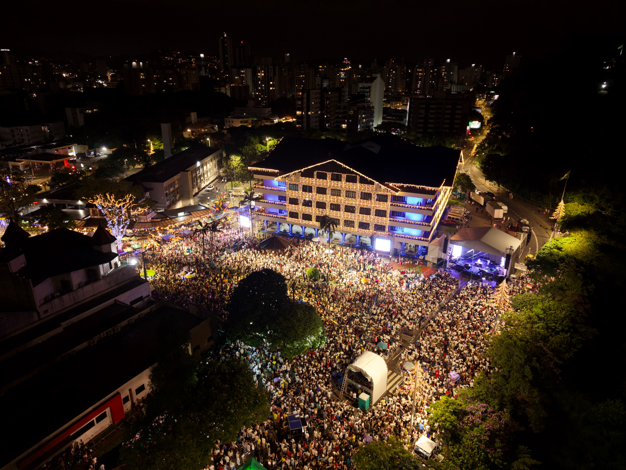Réveillon em Blumenau se destaca como uma das festas mais seguras do Estado