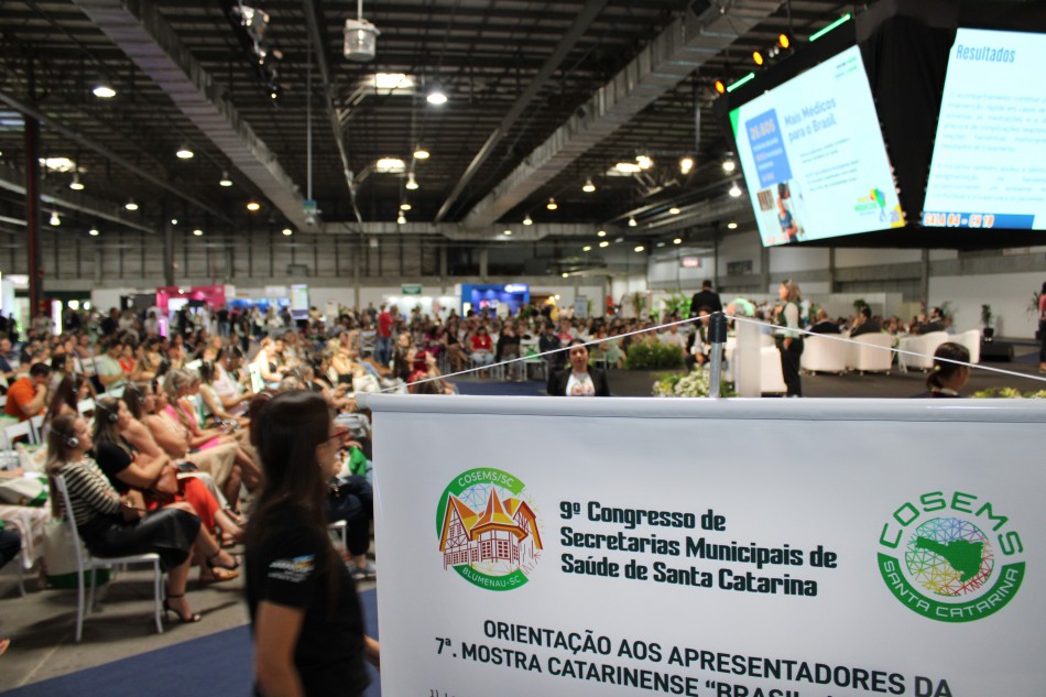 Blumenau apresenta 11 trabalhos no primeiro dia do Congresso de Secretarias Municipais de Saúde de SC