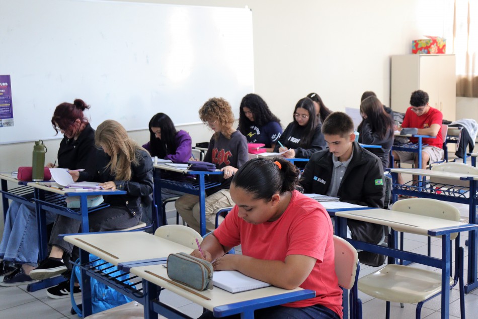 Jovem Aprendiz é ampliado em 2025 com novas turmas e mais oportunidades para adolescentes em Blumenau