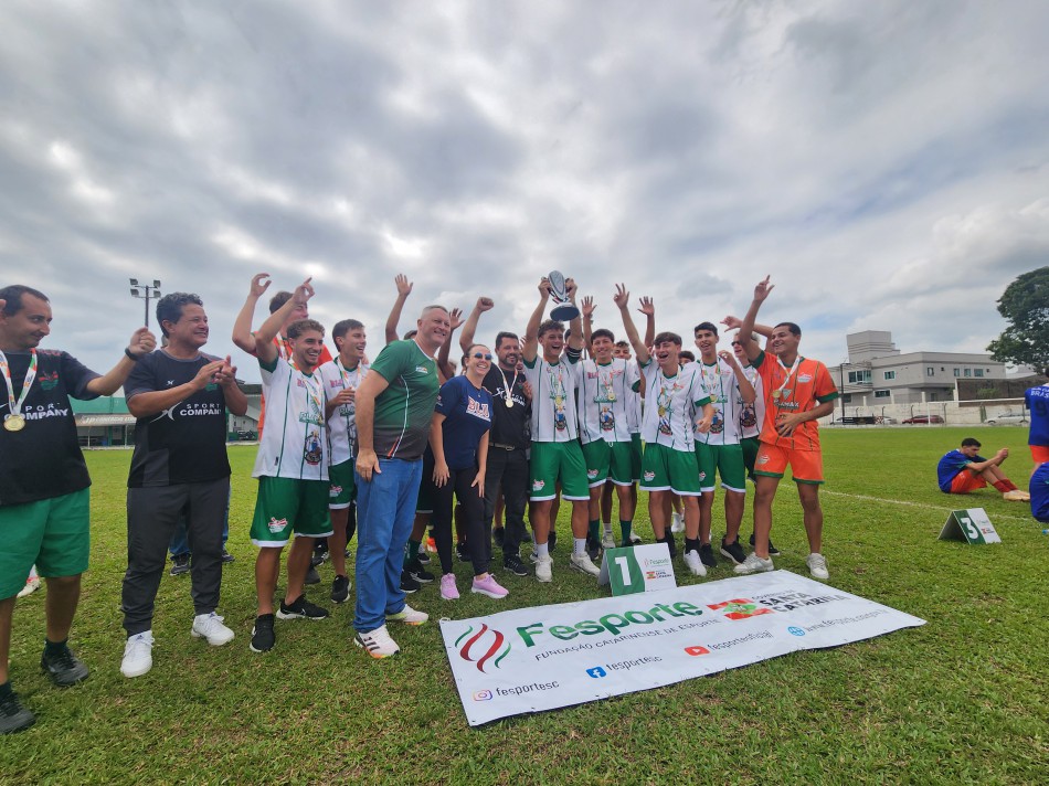 Futebol é campeão e futsal vice na etapa microrregional dos Joguinhos Abertos de Santa Catarina