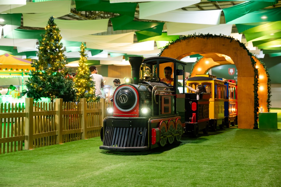 Parque de diversões da Vila de Natal é atração para crianças e adolescentes nas férias