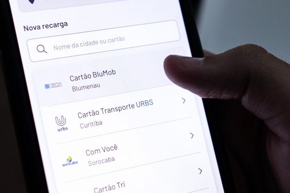 Cartão do transporte coletivo agora pode ser recarregado pela internet