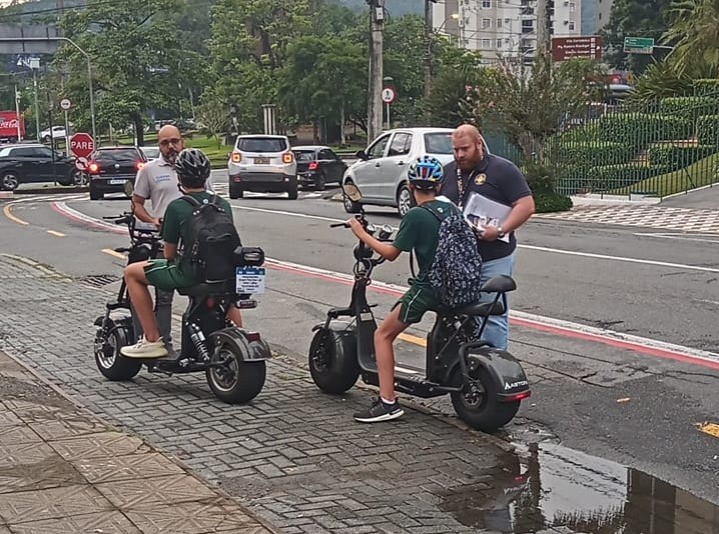 Fiscalização de ciclomotores já removeu quase 30 veículos ao pátio municipal