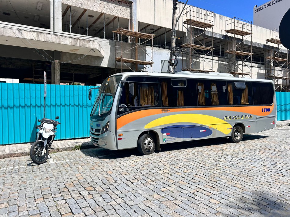 Campanha Transporte Legal 2025 fiscaliza vans de transporte escolar em Blumenau.