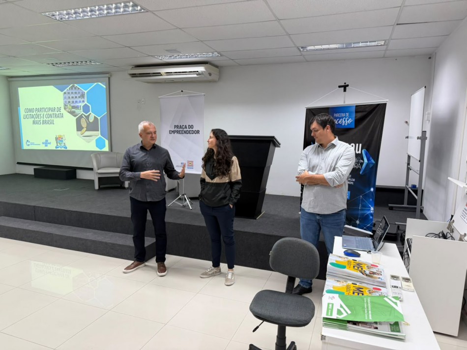 Praça do Empreendedor capacita MEIs para oportunidades de prestação de serviços ao poder público